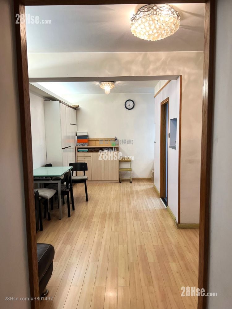 富安花园 售盘 3 房 , 1 浴室 597 平方尺