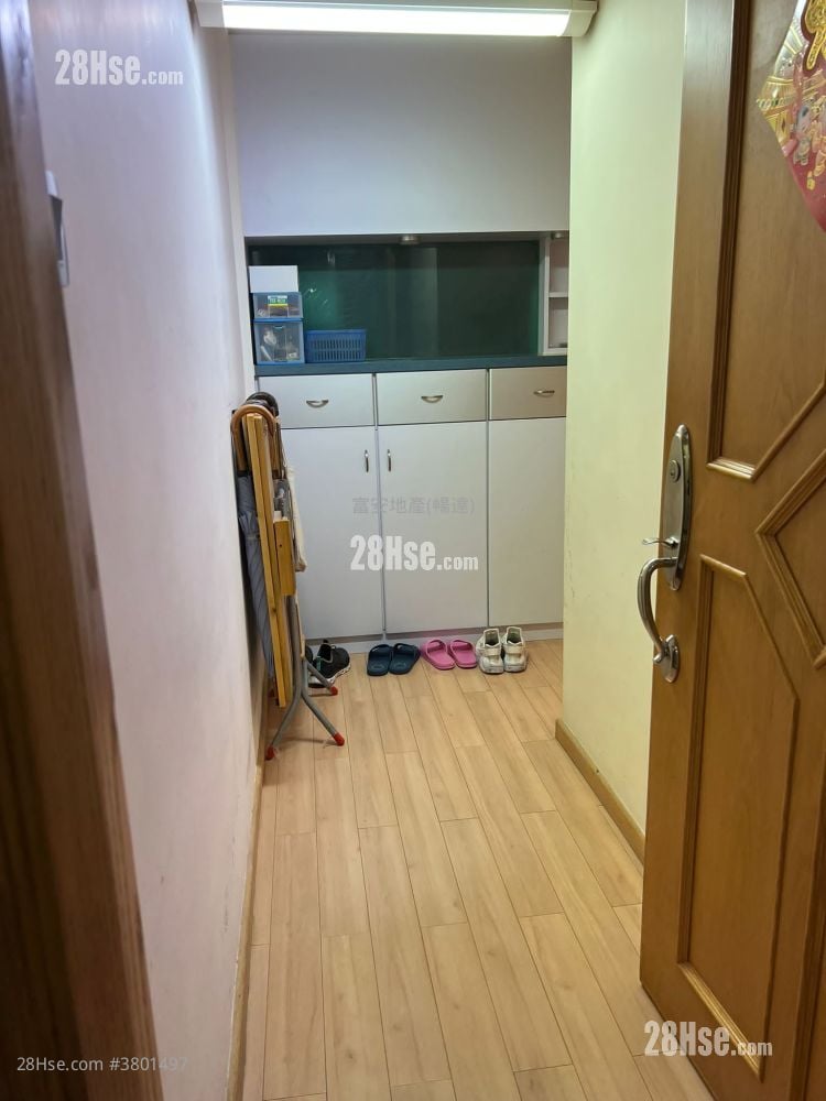 富安花园 售盘 3 房 , 1 浴室 597 平方尺