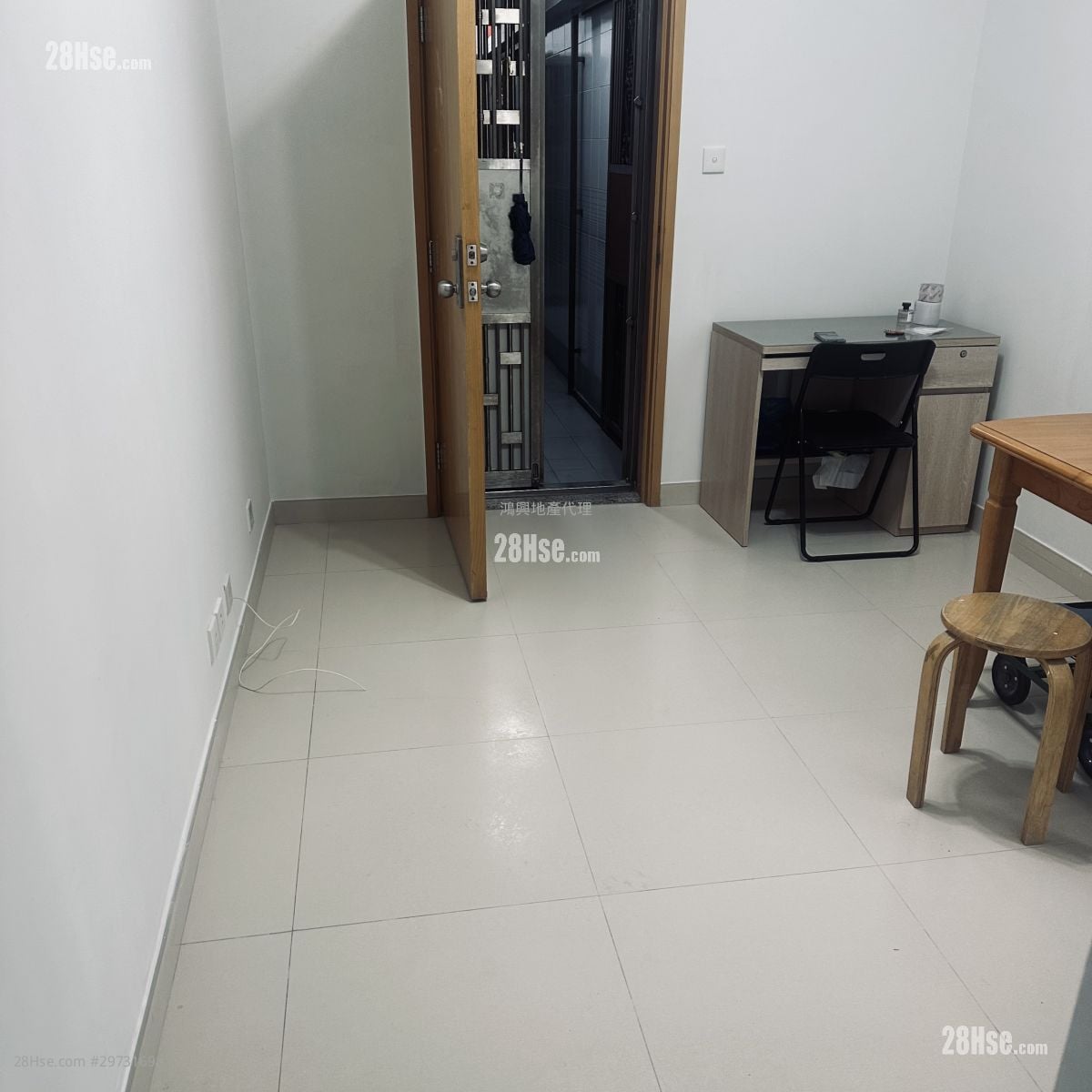 Tung Po Building Rental 2 Bedrooms , 1 Bathroom 341 ft²