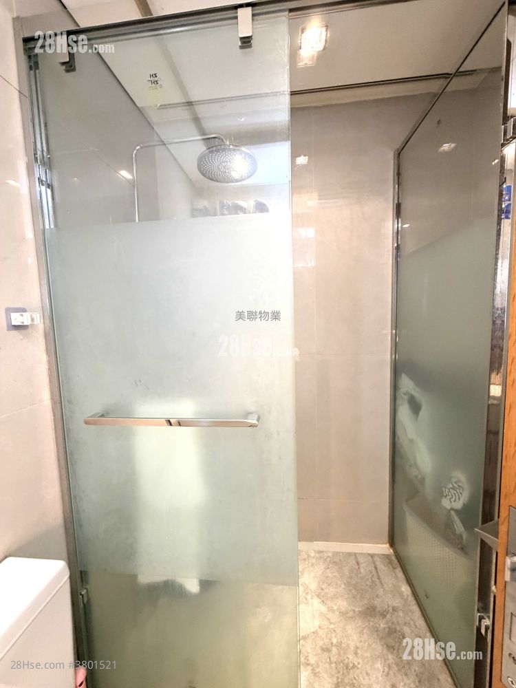 One Kai Tak(I) Sell 2 Bedrooms , 1 Bathroom 516 ft²