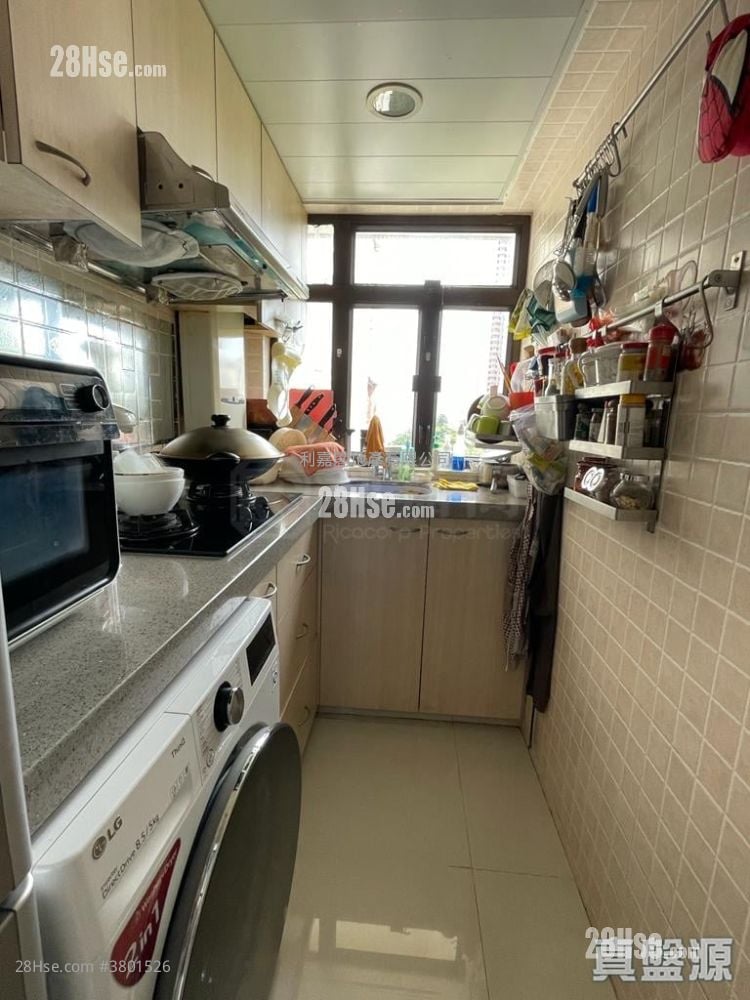 Tsui Yiu Court Sell 2 Bedrooms 410 ft²