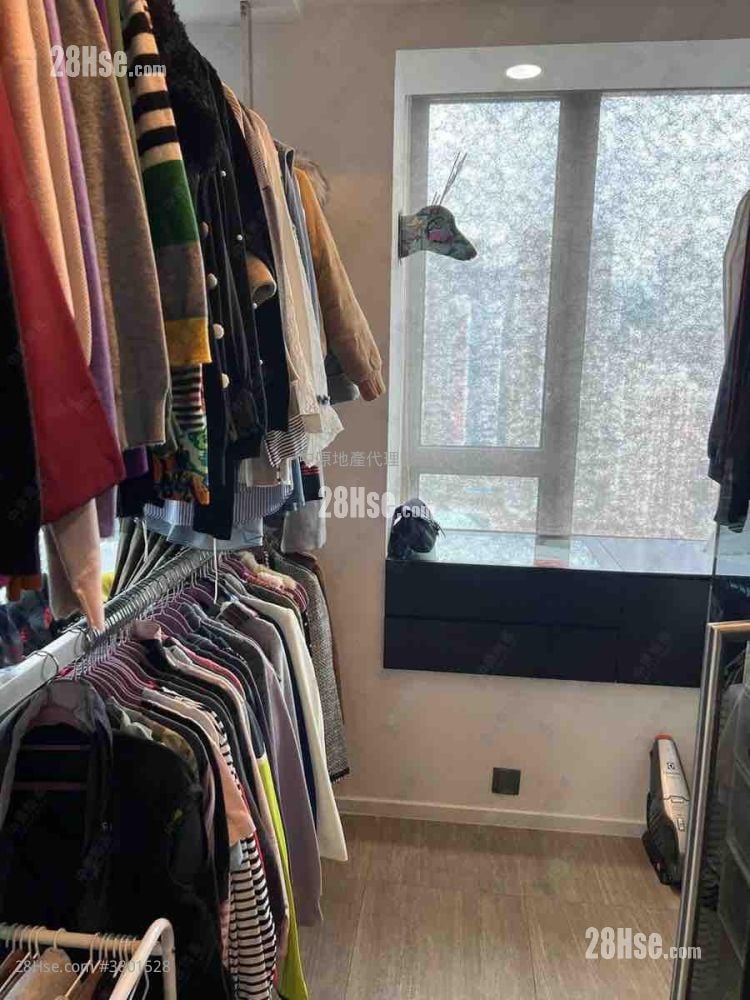 万景峯 售盘 3 房 , 2 浴室 668 平方尺