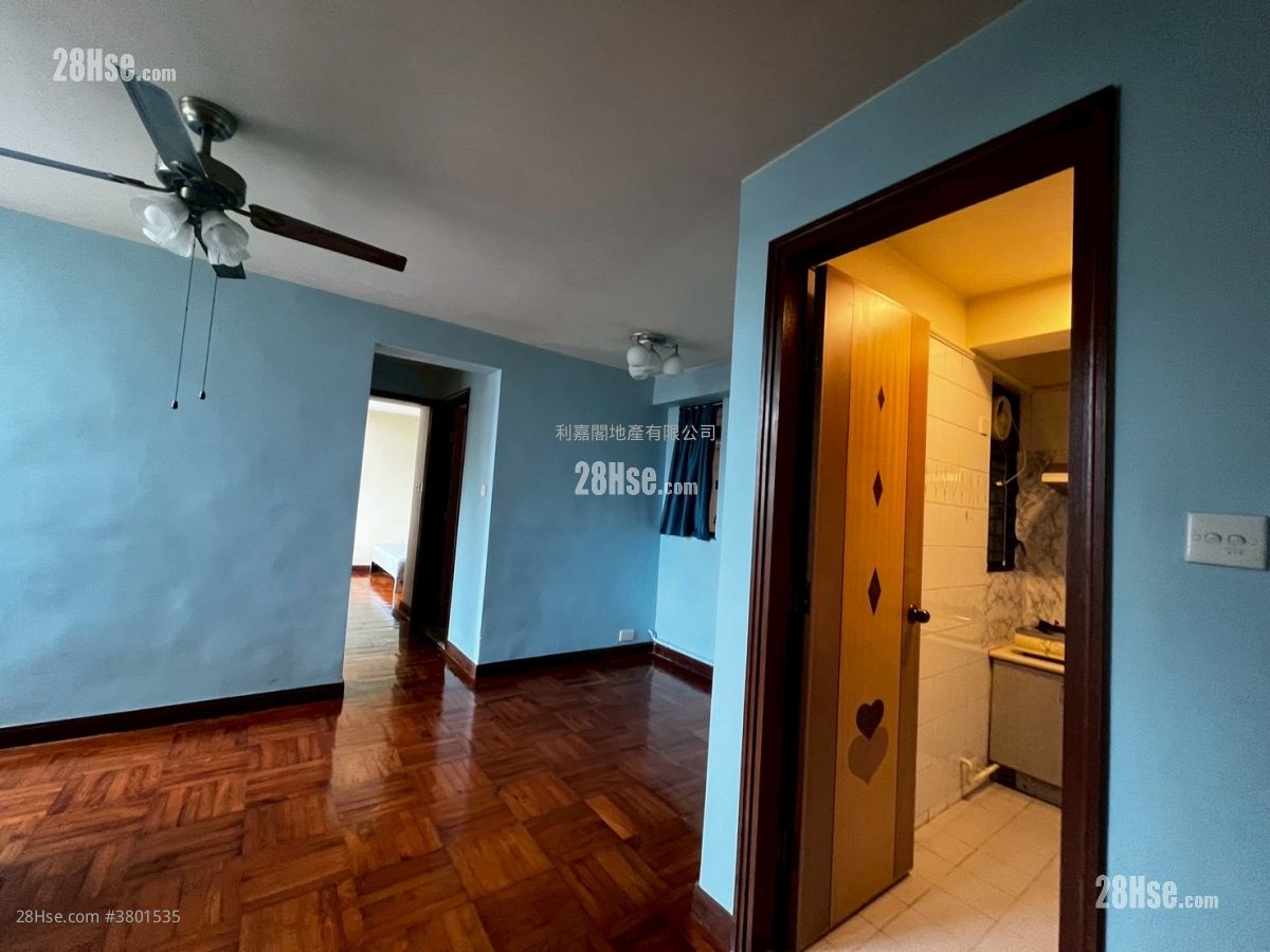 Sun Yuen Long Centre Sell 2 Bedrooms 485 ft²