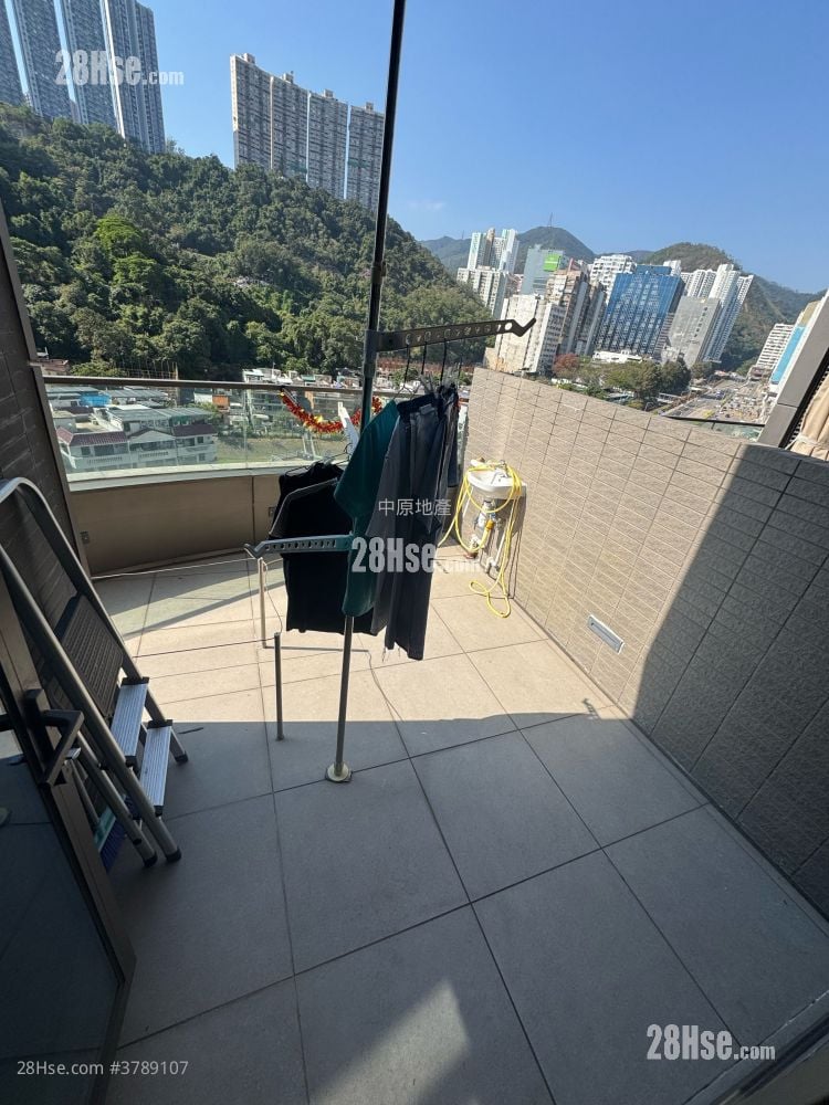 The Arles Sell 2 Bedrooms 475 ft²