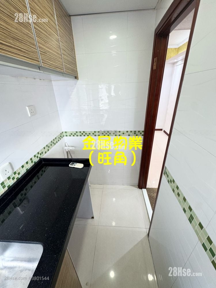 Hung Kwong Building Rental 412 ft²