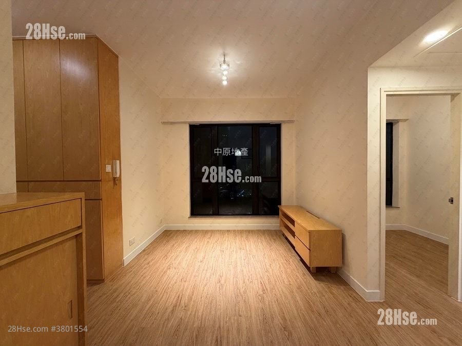 朗怡居 售盘 2 房 531 平方尺