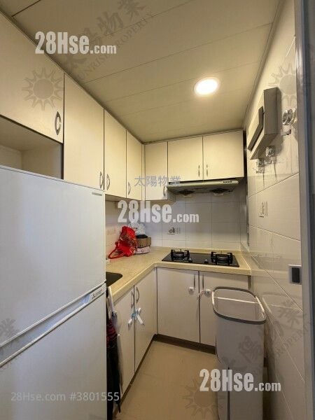 Full Hang Court Rental 2 Bedrooms 354 ft²