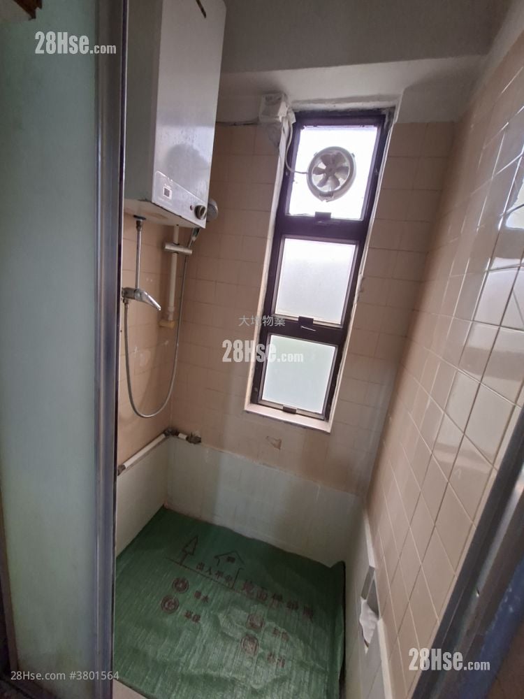 Po Yik Building Rental 2 Bedrooms , 1 Bathroom 351 ft²