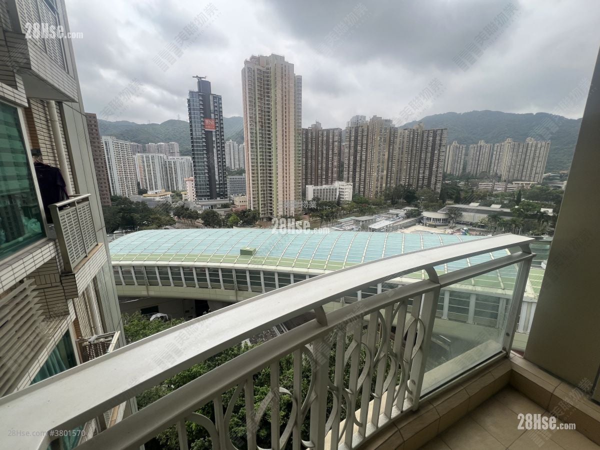 名城 售盘 4 房 , 3 浴室 961 平方尺