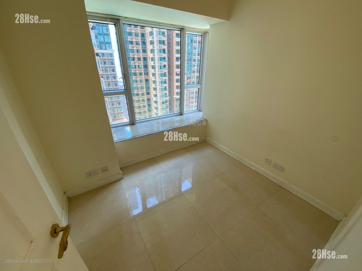 Banyan Garden Sell 2 Bedrooms 440 ft²