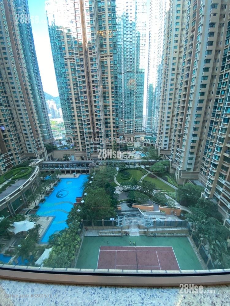 Banyan Garden Sell 2 Bedrooms 440 ft²