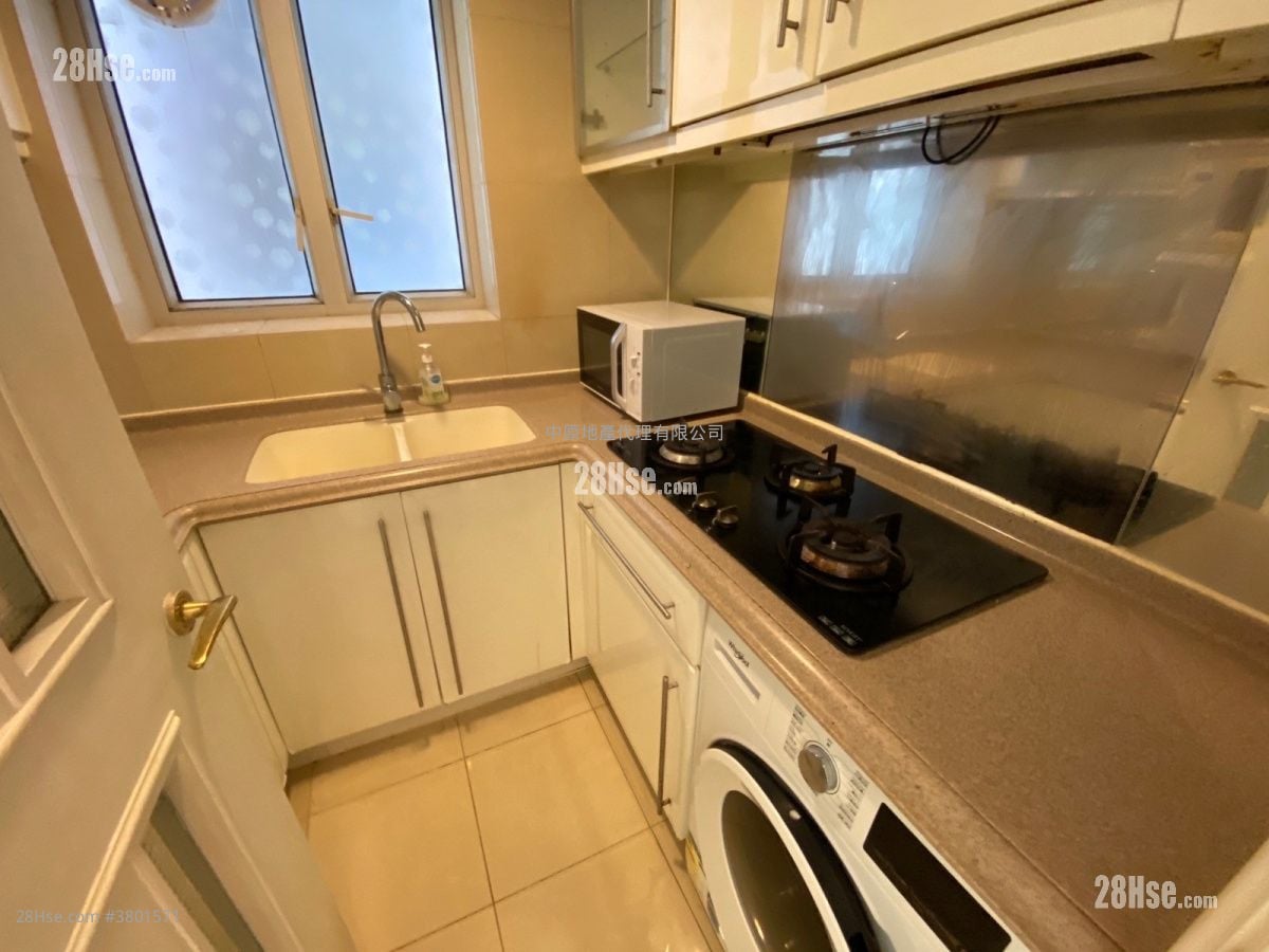 Banyan Garden Sell 2 Bedrooms 440 ft²