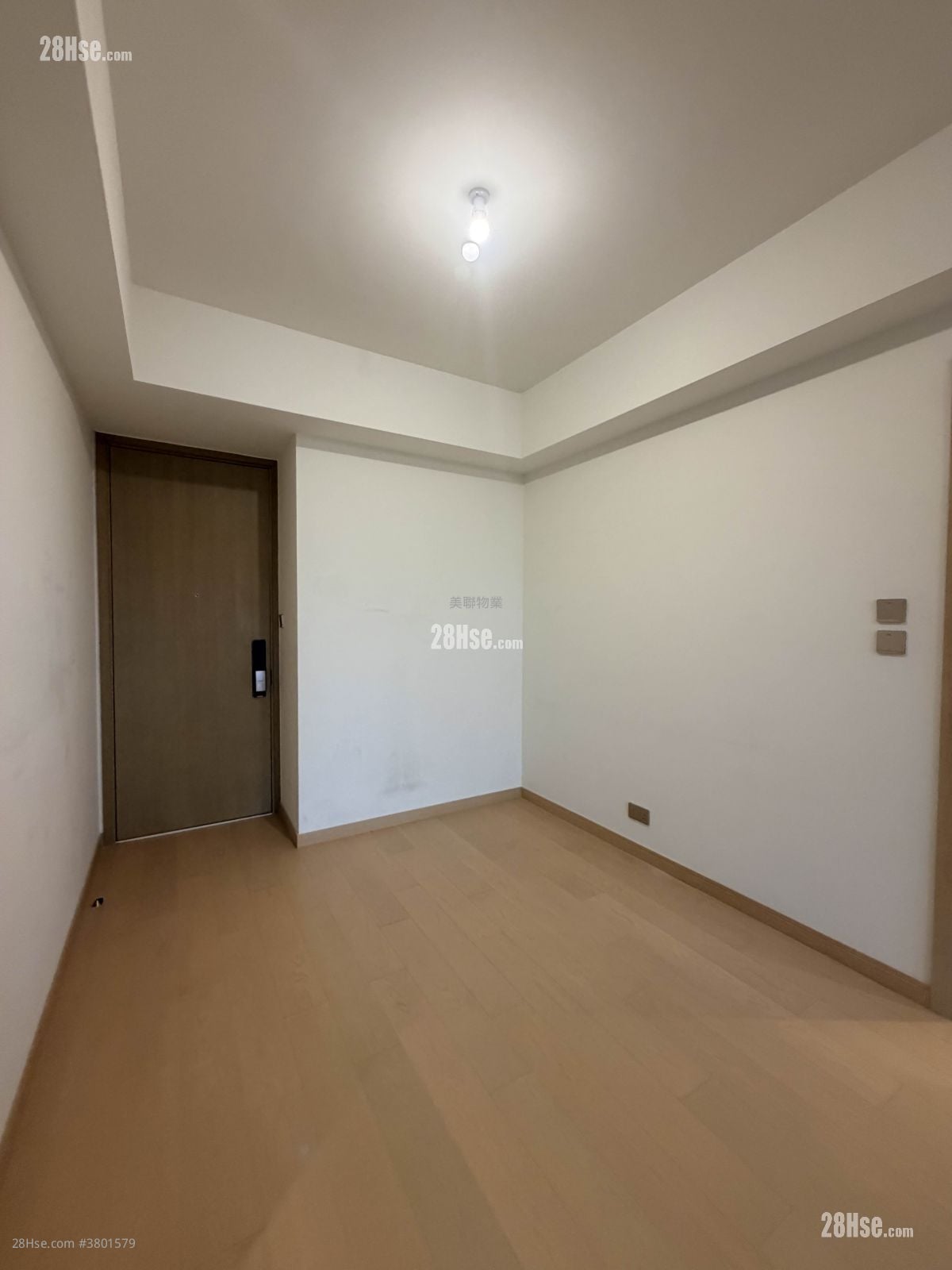 K. Summit Rental 2 Bedrooms , 1 Bathroom 516 ft²