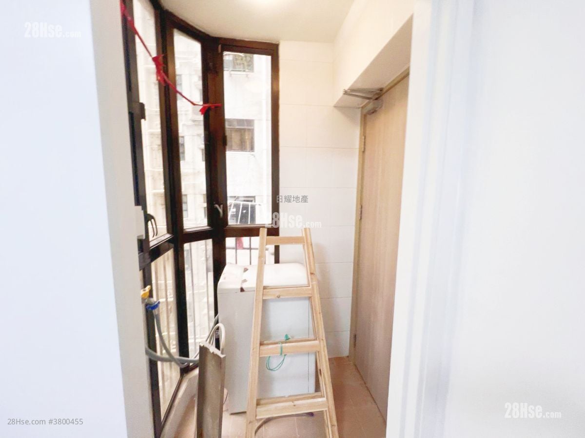 Ming Garden Rental 2 Bedrooms , 1 Bathroom 505 ft²