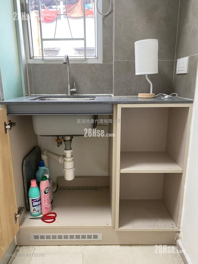 Chinese Mansion Rental Studio , 1 Bathroom 100 ft²