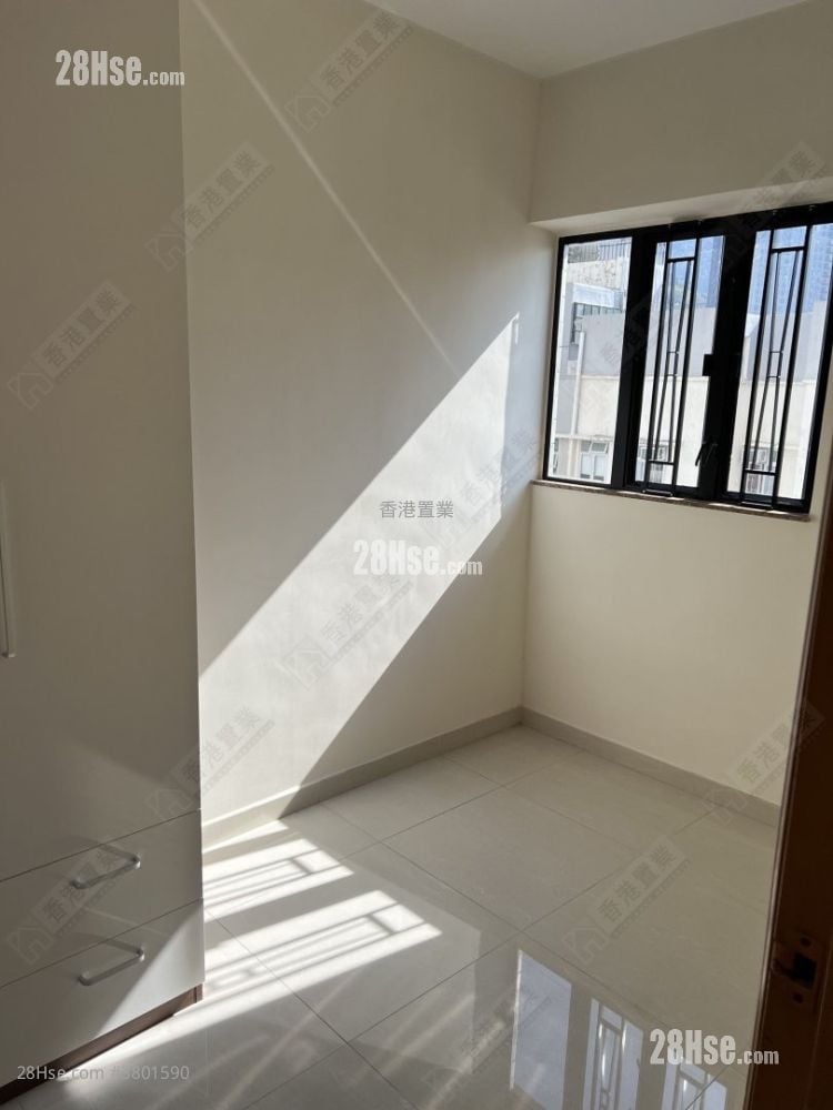 益丰花园 租盘 2 房 , 1 浴室 405 平方尺