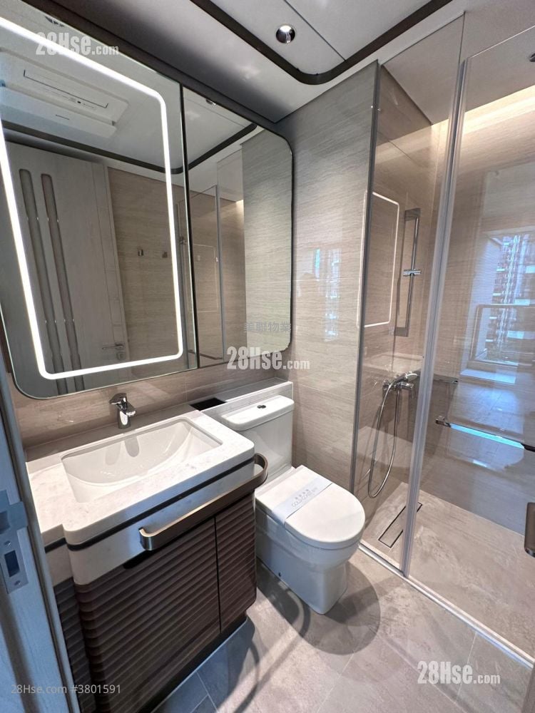 Gold Coast Bay Rental 206 ft²