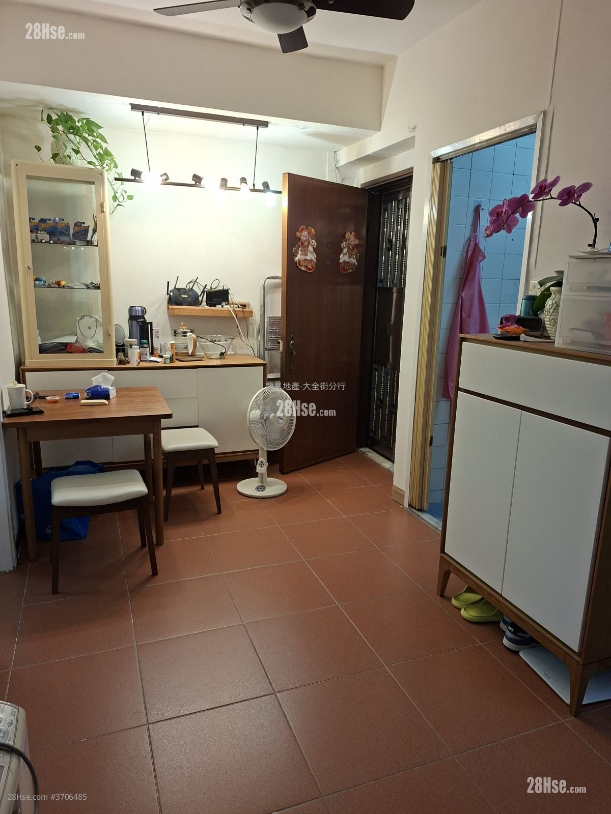 大同新村 售盘 3 房 , 1 浴室 425 平方尺