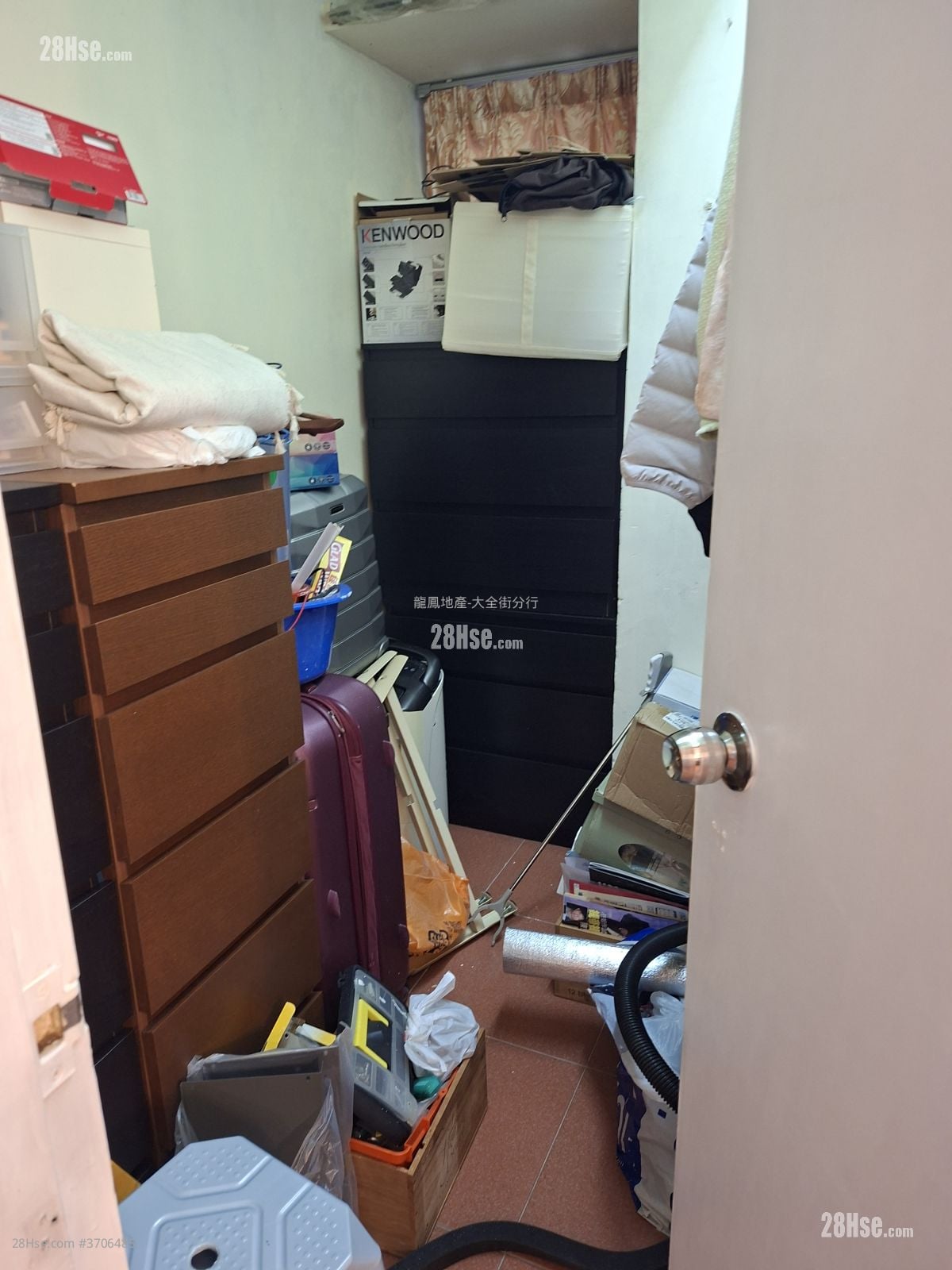 大同新村 售盘 3 房 , 1 浴室 425 平方尺