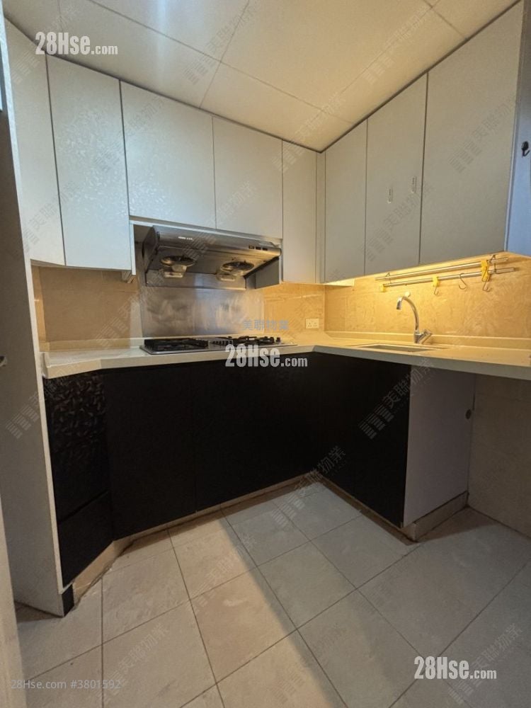 Kingswood Villas Sell 3 Bedrooms 623 ft²