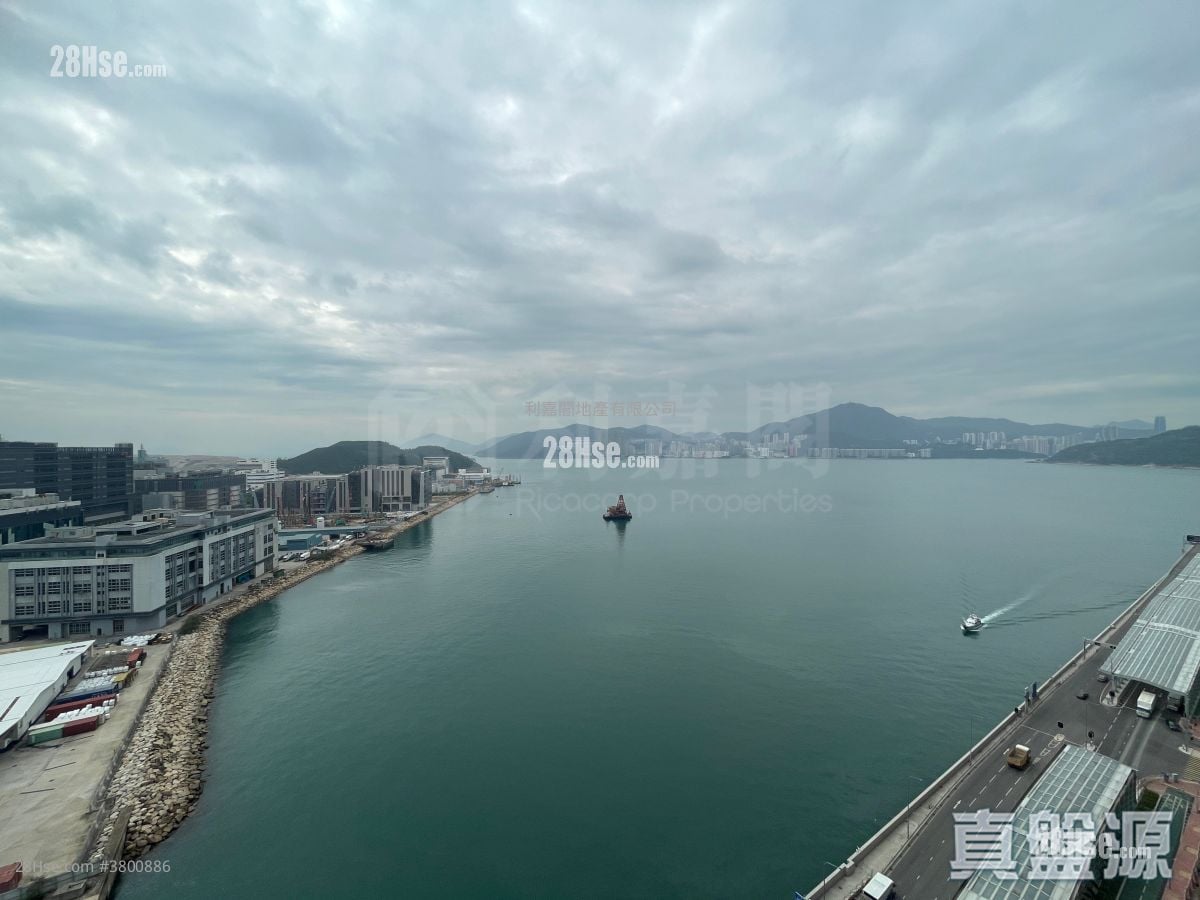 Lp6 Rental 3 Bedrooms , 2 Bathrooms 704 ft²