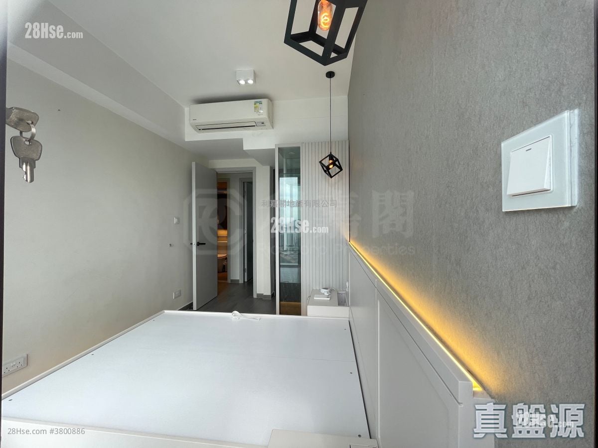 Lp6 Rental 3 Bedrooms , 2 Bathrooms 704 ft²