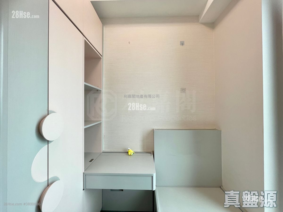 Lp6 Rental 3 Bedrooms , 2 Bathrooms 704 ft²