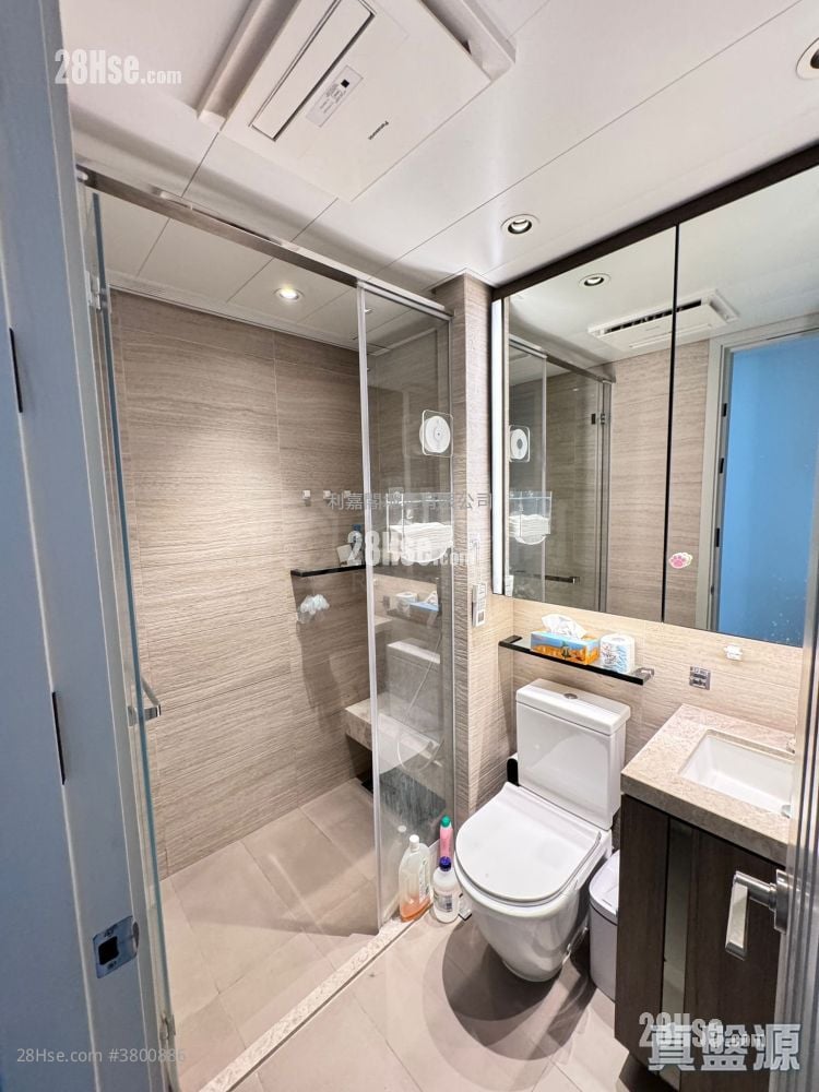 Lp6 Rental 3 Bedrooms , 2 Bathrooms 704 ft²