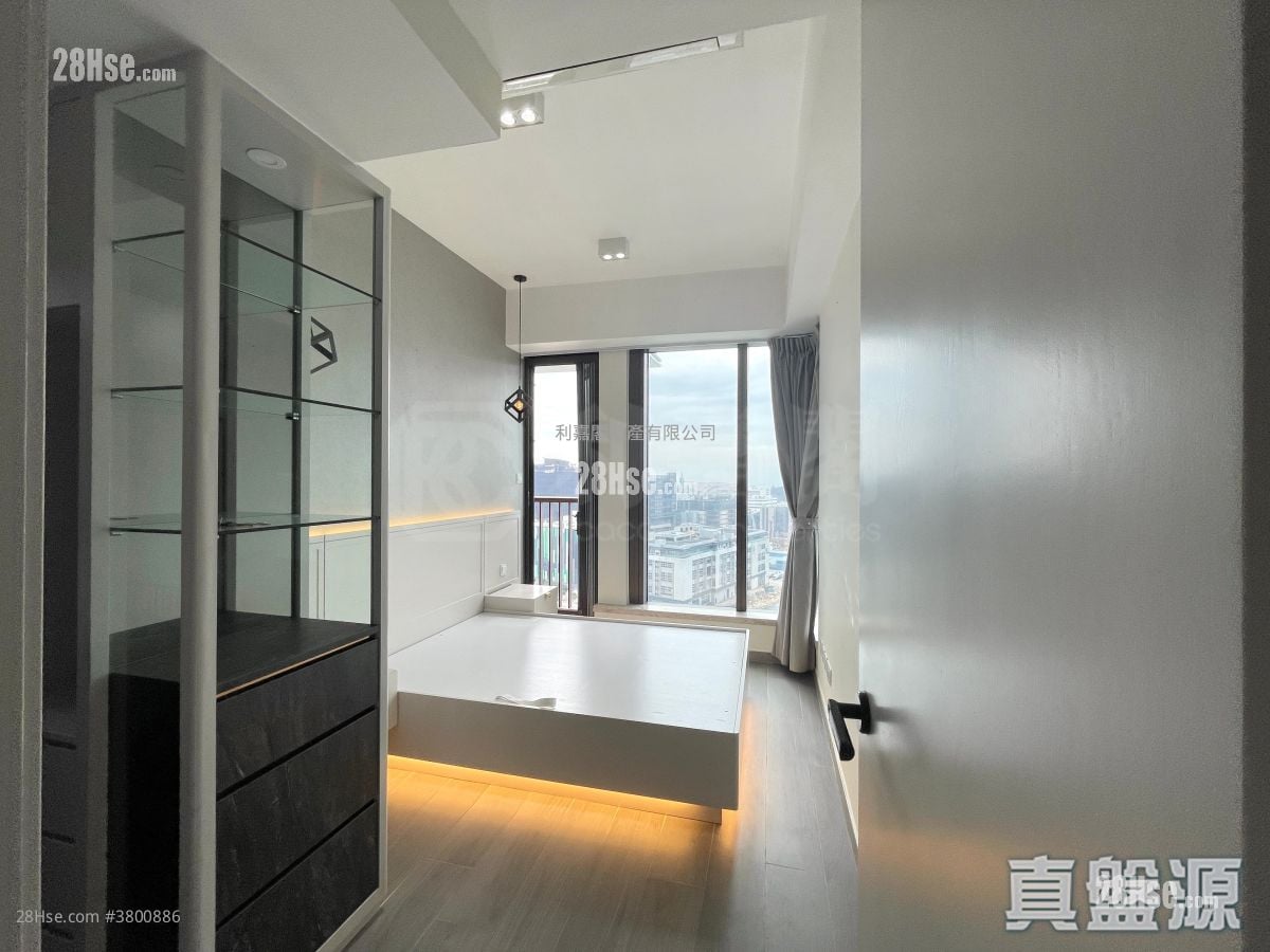 Lp6 Rental 3 Bedrooms , 2 Bathrooms 704 ft²