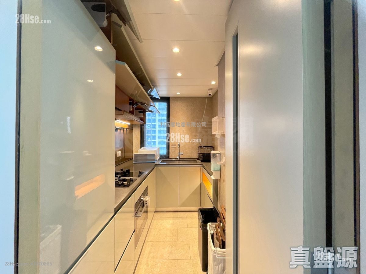 Lp6 Rental 3 Bedrooms , 2 Bathrooms 704 ft²