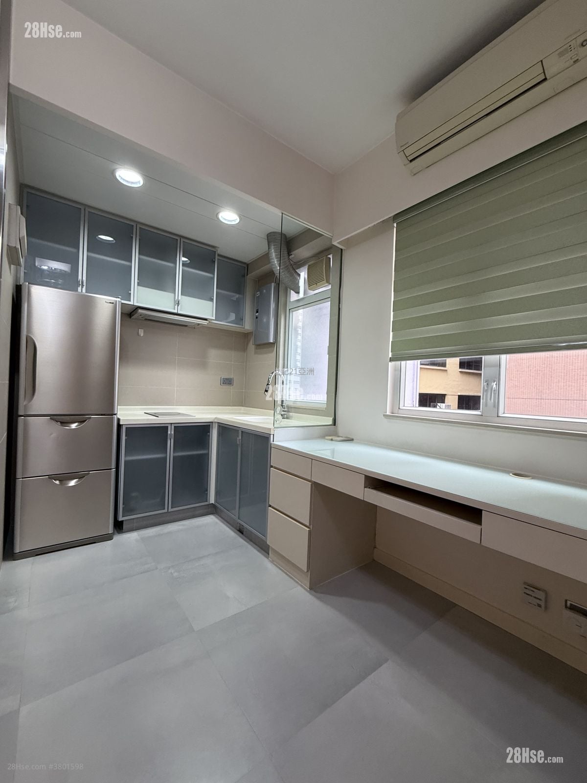Yen Men Building Rental 1 Bedroom , 1 Bathroom 274 ft²