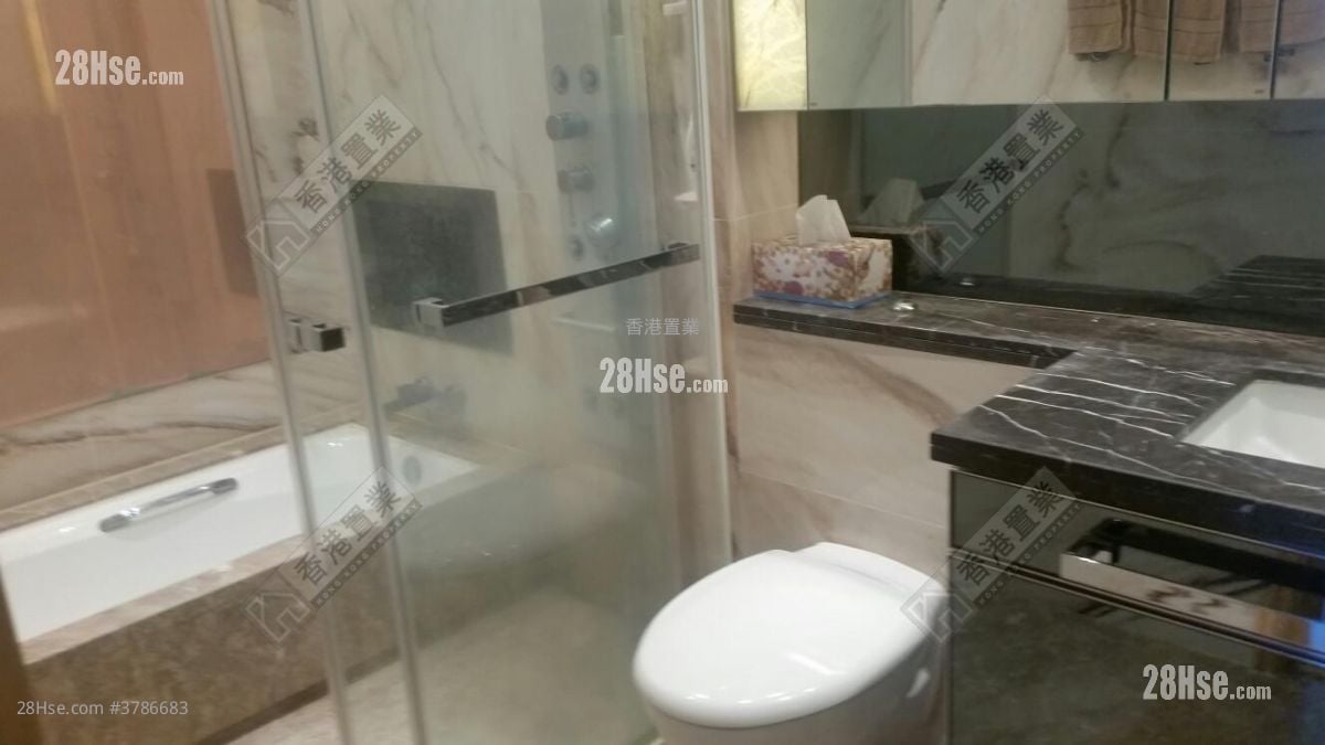 珑玺 租盘 2 房 , 1 浴室 666 平方尺