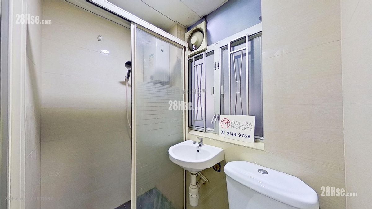 bathroom: 291-293 Queen's Road West Rental Studio , 1 Bathroom 150 ft²
