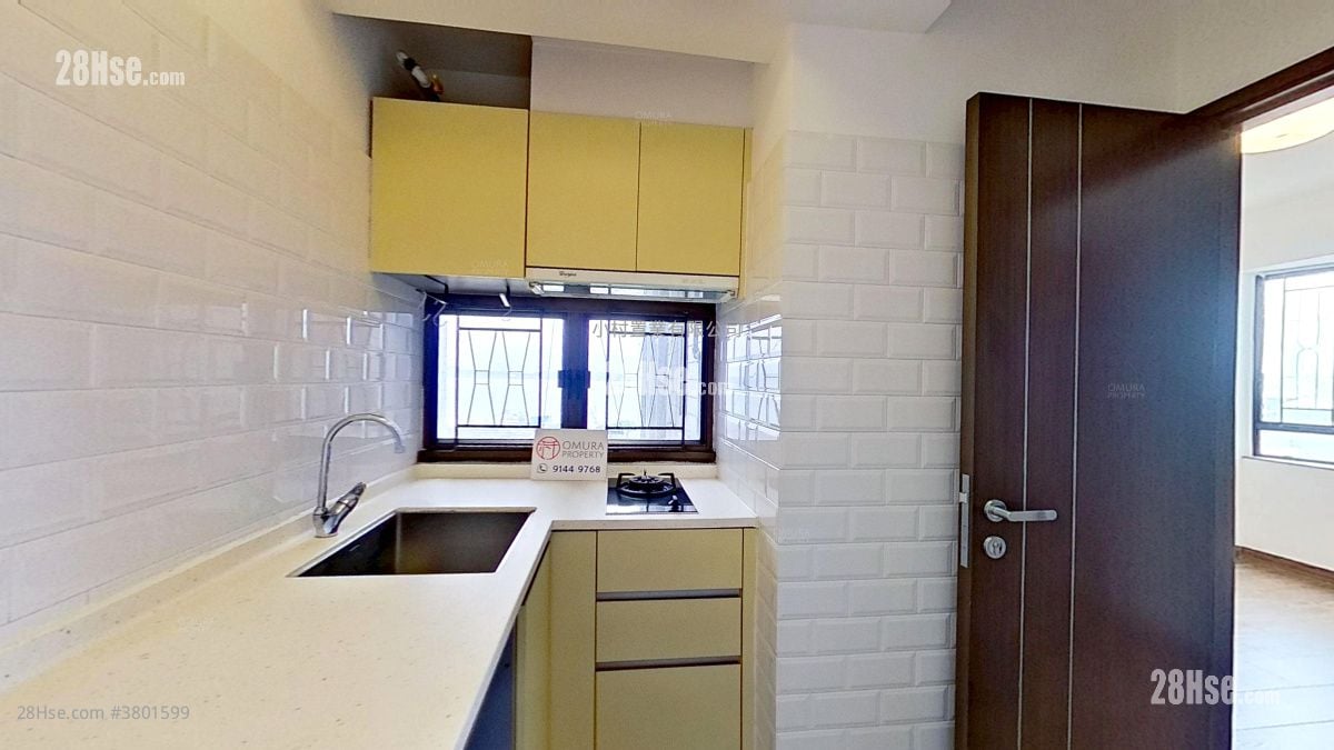 厨房: 高乐花园 租盘 2 房 , 1 浴室 340 平方尺