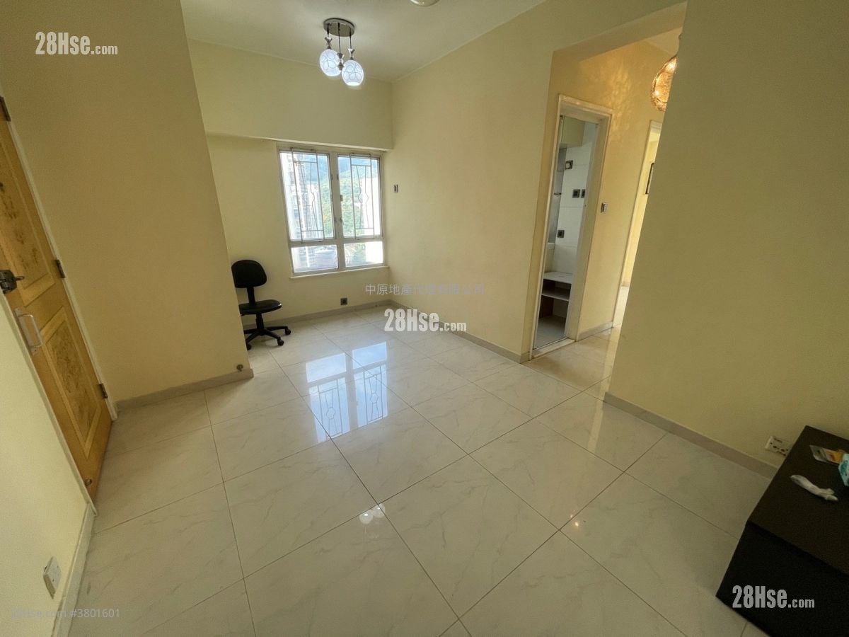 荃锦中心 租盘 2 房 , 1 浴室 375 平方尺