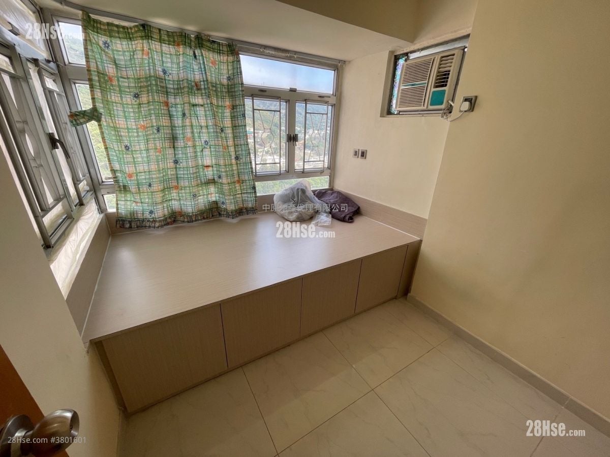 荃锦中心 租盘 2 房 , 1 浴室 375 平方尺