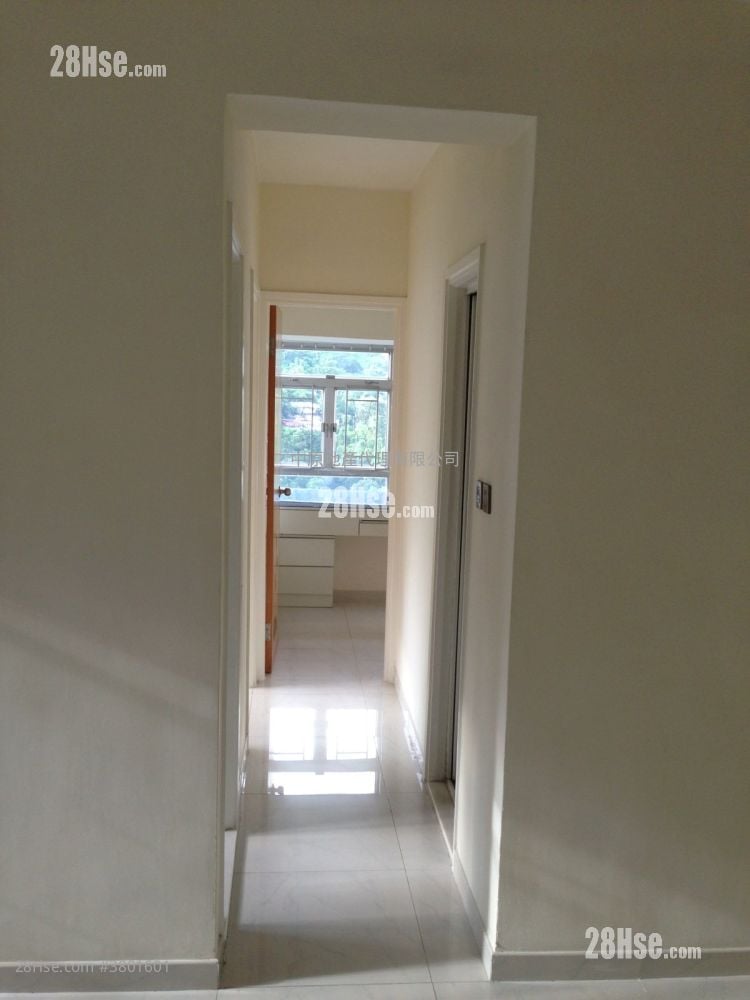 荃锦中心 租盘 2 房 , 1 浴室 375 平方尺