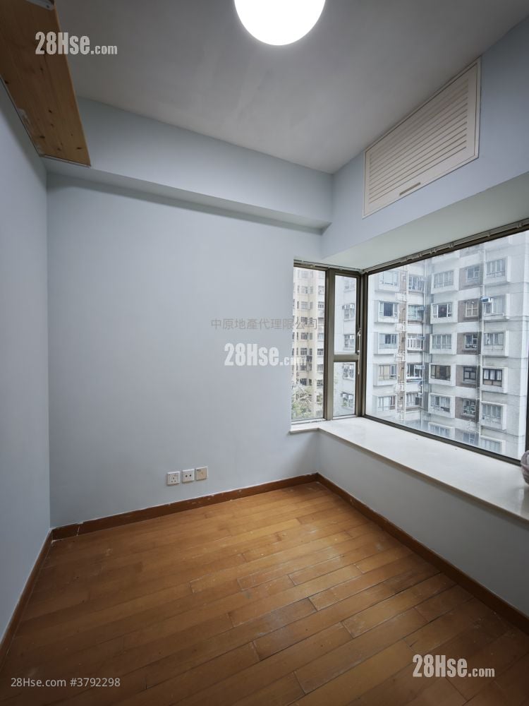 尚翘峰 售盘 2 房 , 1 浴室 487 平方尺