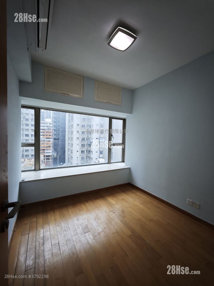 尚翘峰 售盘 2 房 , 1 浴室 487 平方尺