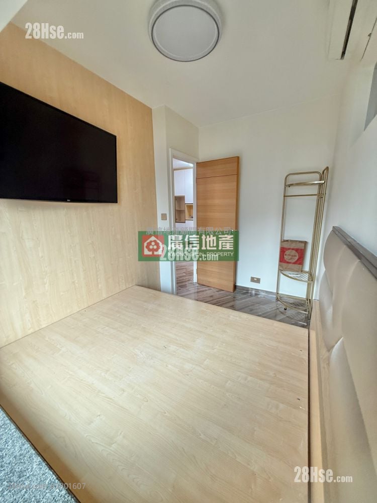 Metro Harbour View Rental 2 Bedrooms , 1 Bathroom 371 ft²