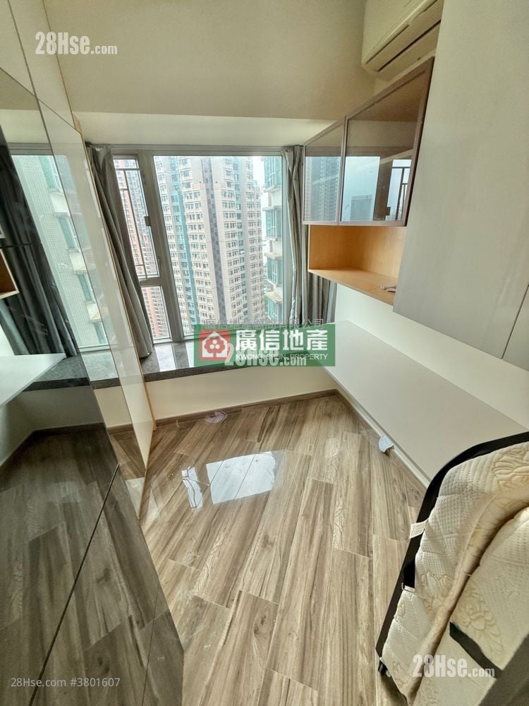 Metro Harbour View Rental 2 Bedrooms , 1 Bathroom 371 ft²