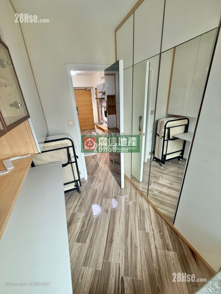 Metro Harbour View Rental 2 Bedrooms , 1 Bathroom 371 ft²