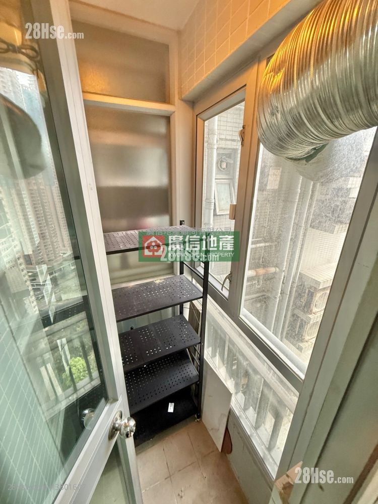 Metro Harbour View Rental 2 Bedrooms , 1 Bathroom 371 ft²