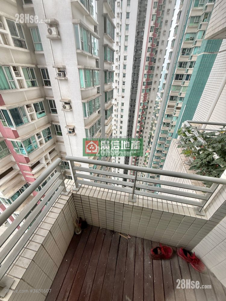 Metro Harbour View Rental 2 Bedrooms , 1 Bathroom 371 ft²