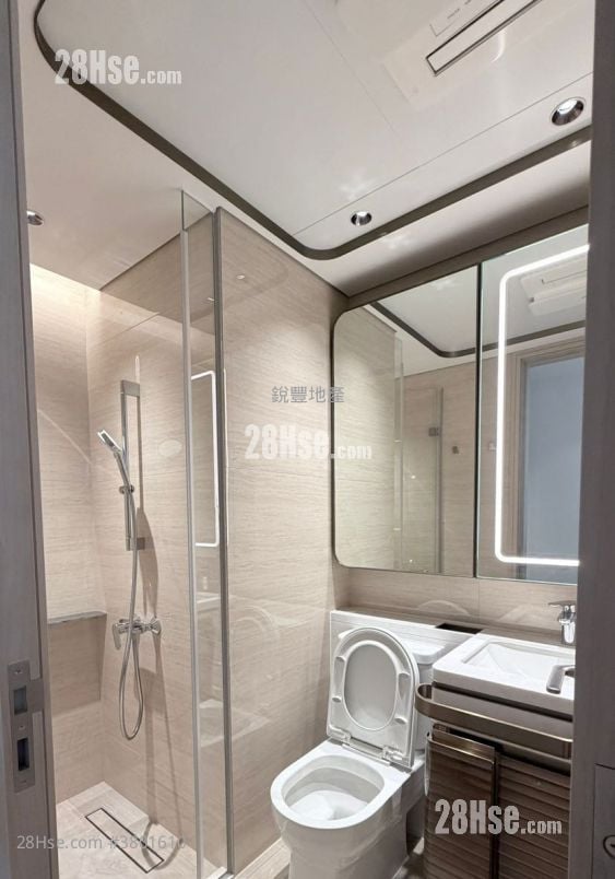 Gold Coast Bay Rental 1 Bedroom , 1 Bathroom 307 ft²