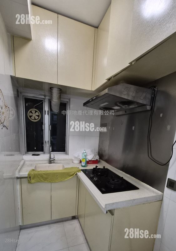 荃锦中心 租盘 2 房 , 1 浴室 375 平方尺