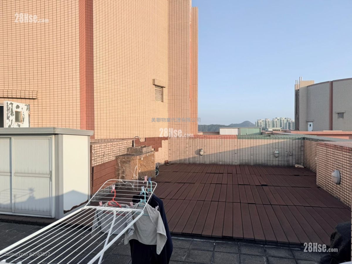 Oscar By The Sea Sell 2 Bedrooms , 1 Bathroom 526 ft²