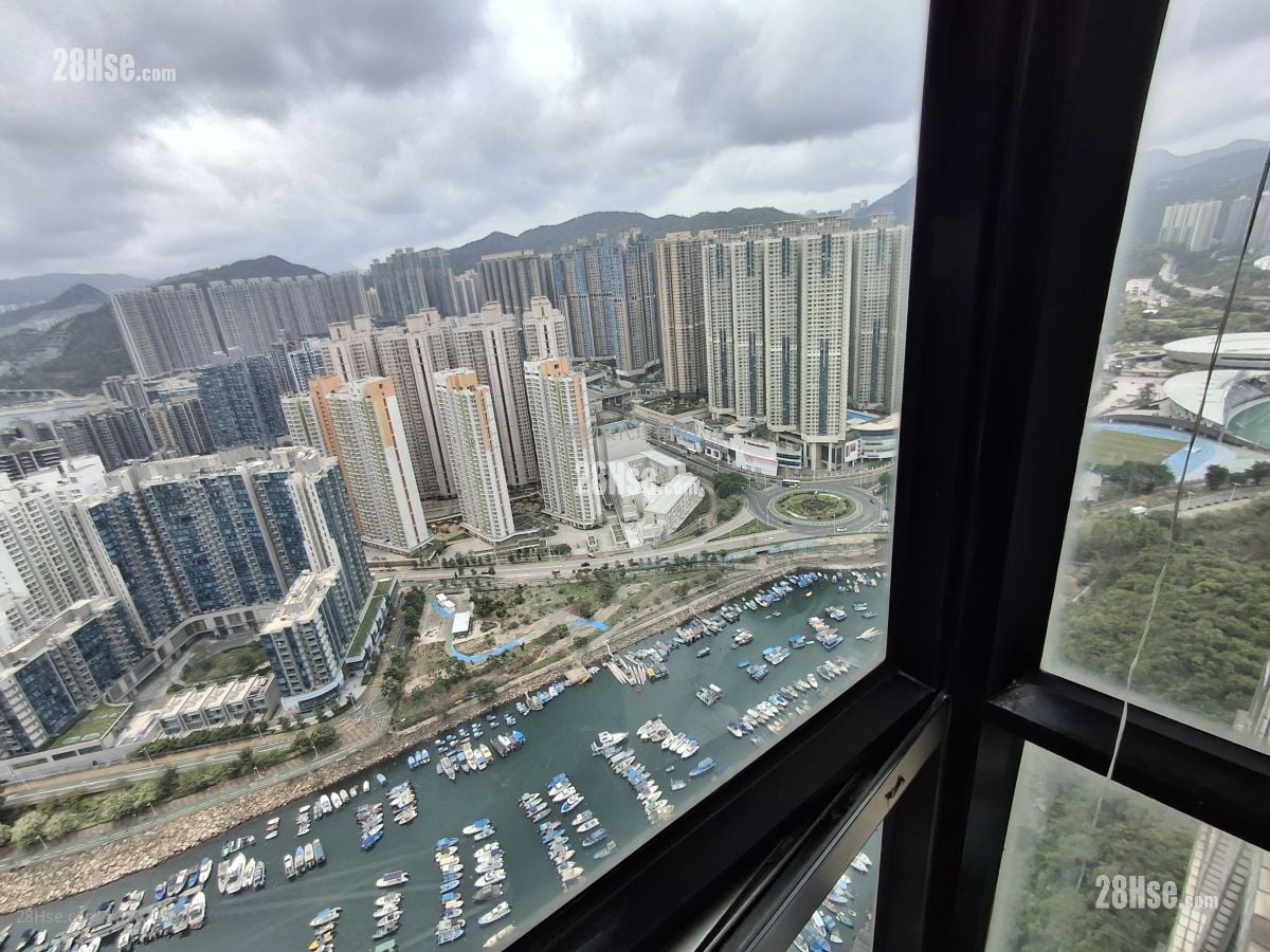 Oscar By The Sea Sell 2 Bedrooms , 1 Bathroom 526 ft²