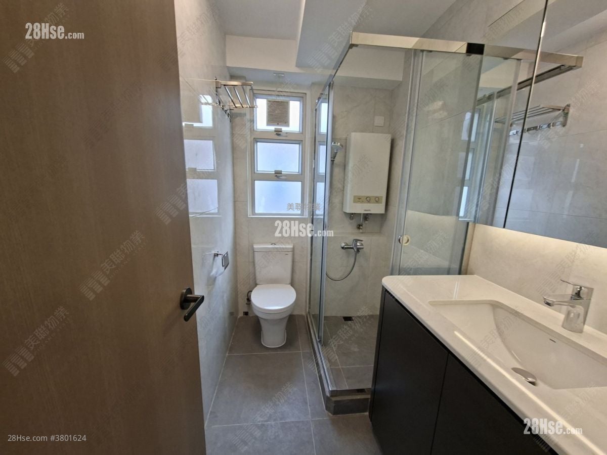 Merry Court Sell 2 Bedrooms , 1 Bathroom 635 ft²