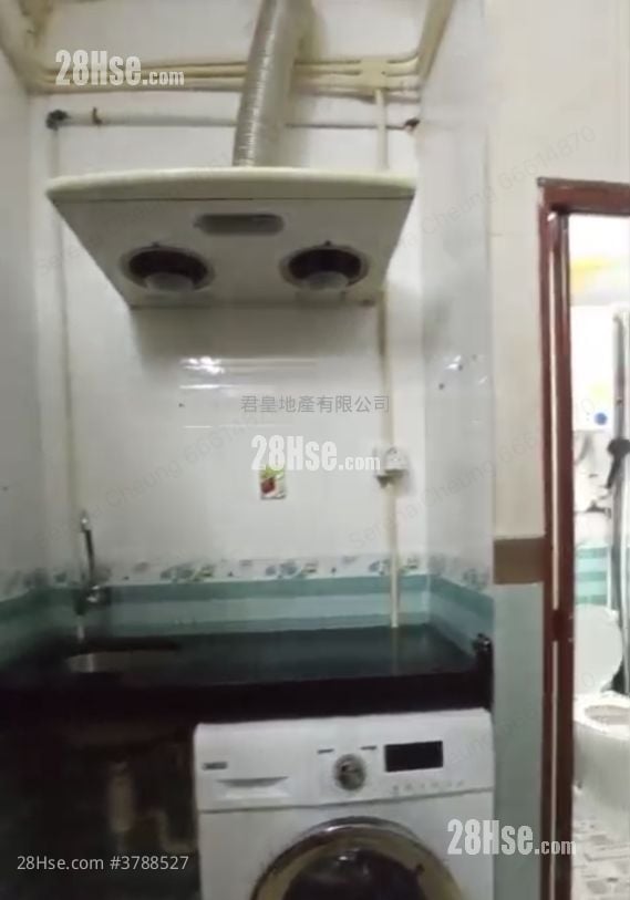 Kingland Apartments Rental Studio , 1 Bathroom 110 ft²